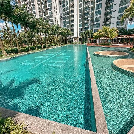 Starry Homes @ Green Haven 2Beds 2Bath+Pool View Masai Bagian luar foto