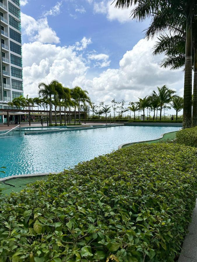 Starry Homes @ Green Haven 2Beds 2Bath+Pool View Masai Bagian luar foto